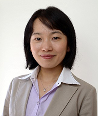 川田理華子 氏